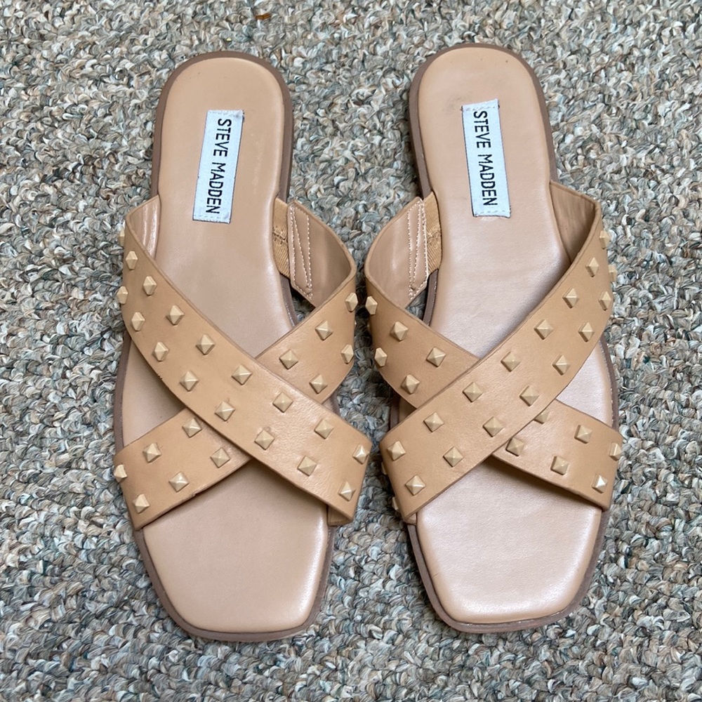 Steve Madden slides